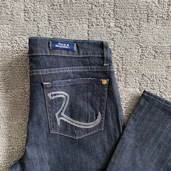 Rock & Republic Black Wash Flare Jean - Picture 2 of 6